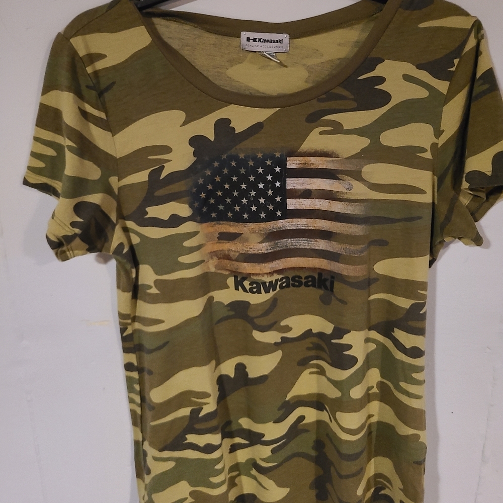 Camouflage T-Shirt - Green